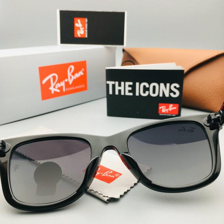 RAY-BAN New Attractive Green 2140 Wayfarer Style Sunglass For Unisex